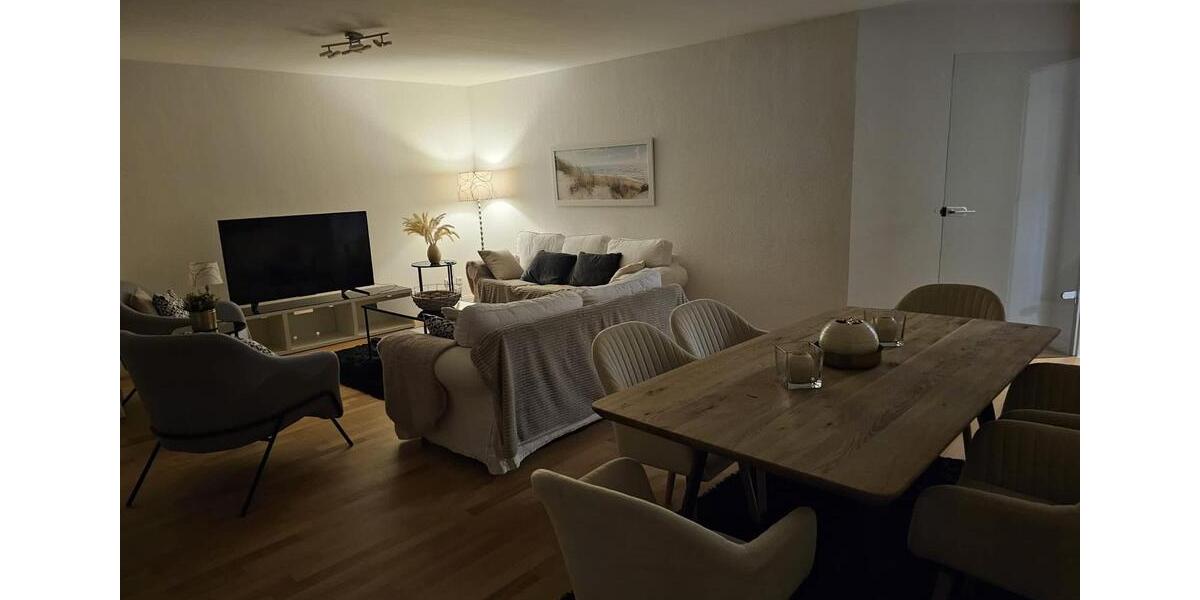 Etagenwohnung Düsseldorf Pempelfort - 3 Zimmer, 89 m&sup2;, 2.600&euro; | Angebot:26305500