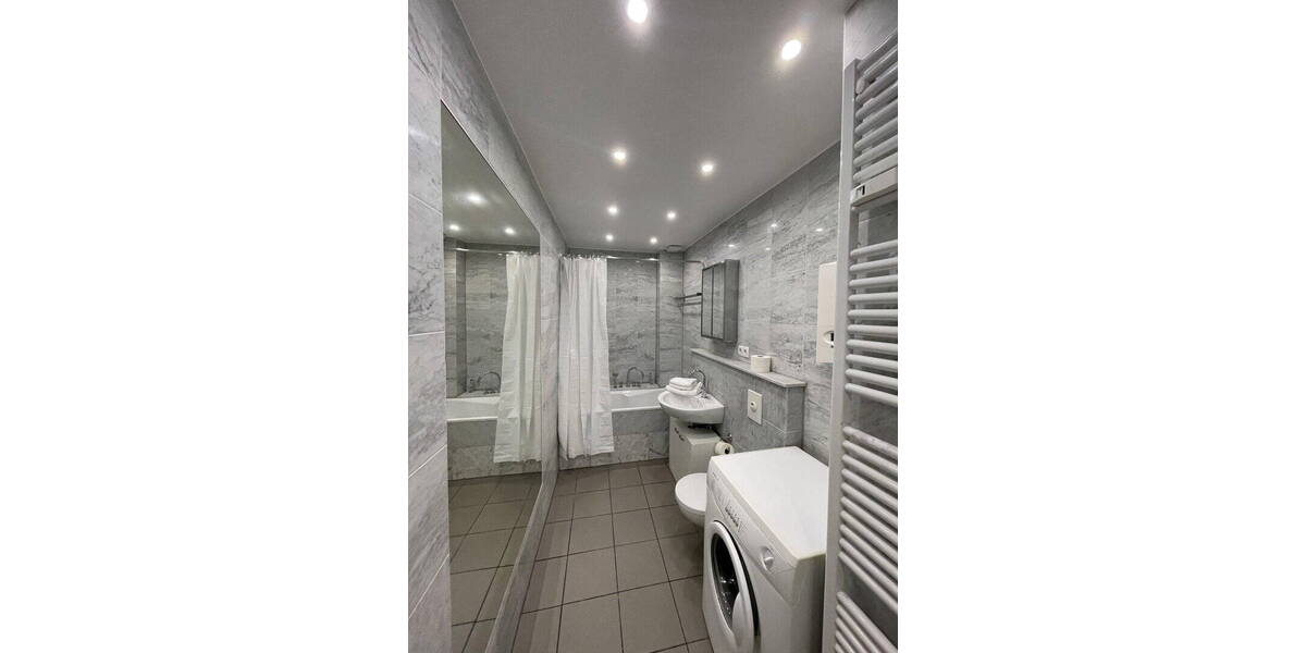 Etagenwohnung Düsseldorf Altstadt - 2 Zimmer, 57 m&sup2;, 540.000&euro; | Angebot:26188426