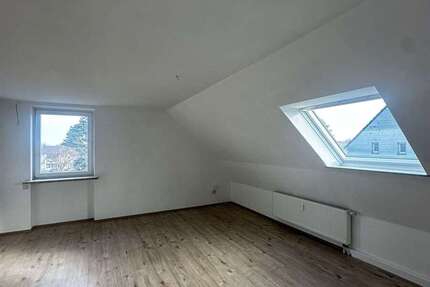 Wohnung Kaarst Büttgen - 3 Zimmer, 77 m&sup2;, 990&euro; | Angebot:24683306