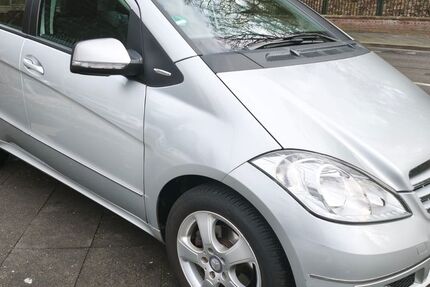 Mercedes-Benz A 180 82.000 km 8.800 &euro; Mönchengladbach - Odenkirchen 41199