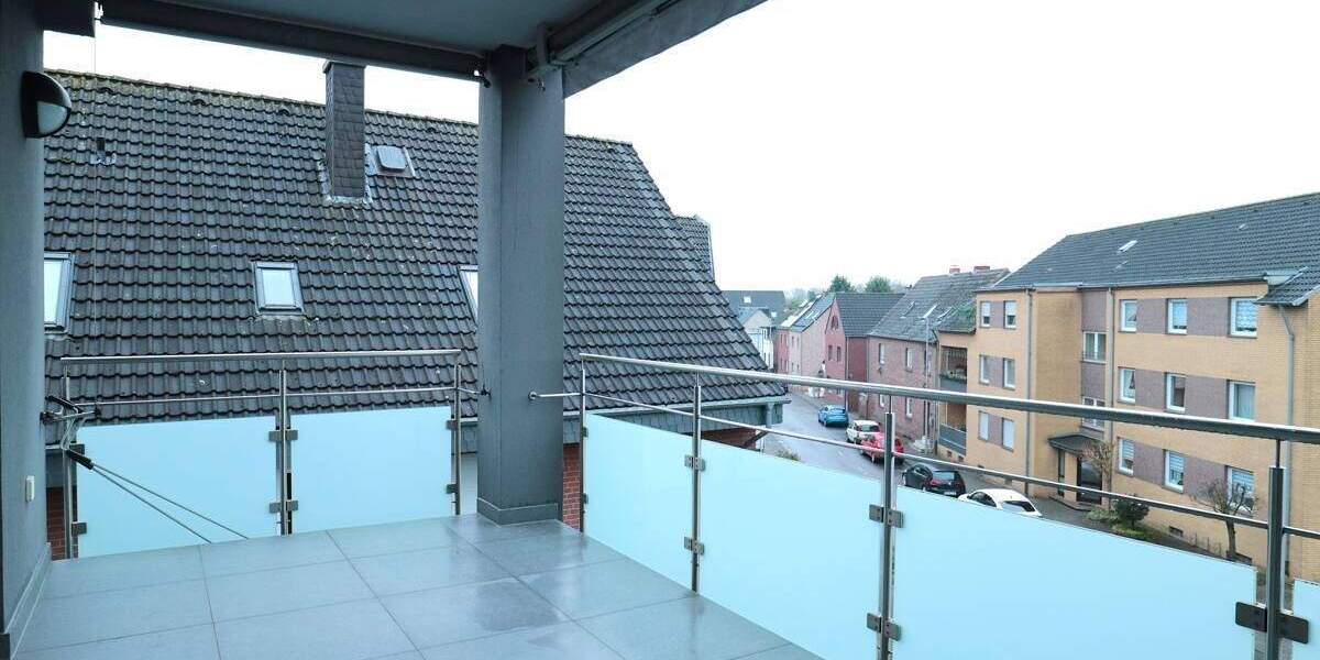 Etagenwohnung Dormagen Hackenbroich - 3 Zimmer, 123 m&sup2;, 1.285&euro; | Angebot:25689679