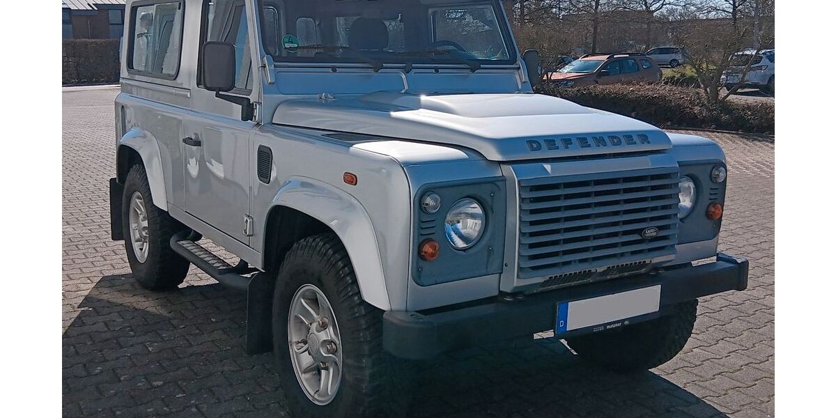 Land Rover Defender 62.500 km 59.990 &euro; Schwalmtal 41366
