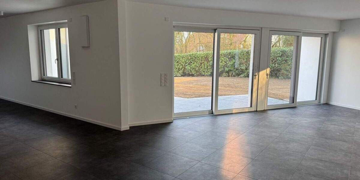 Etagenwohnung Frechen - 4 Zimmer, 205 m&sup2;, 4.540&euro; | Angebot:25728805