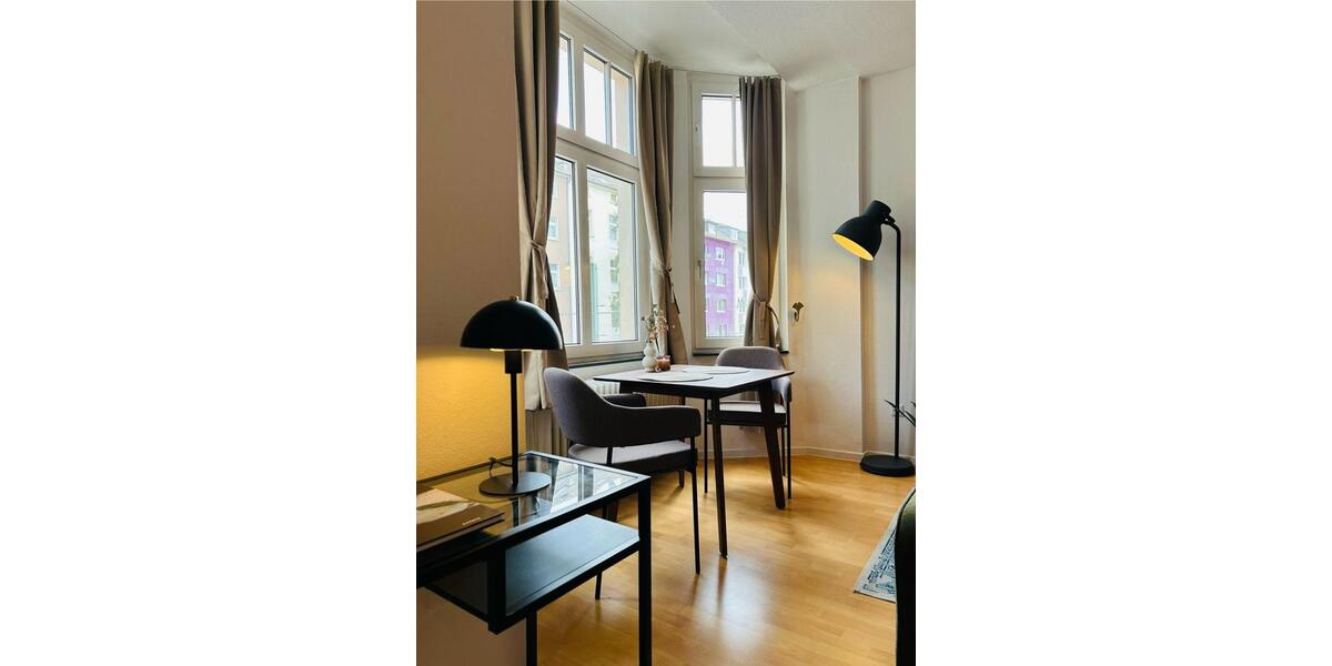 Etagenwohnung Düsseldorf Oberbilk - 1 Zimmer, 42 m&sup2;, 1.250&euro; | Angebot:24475320