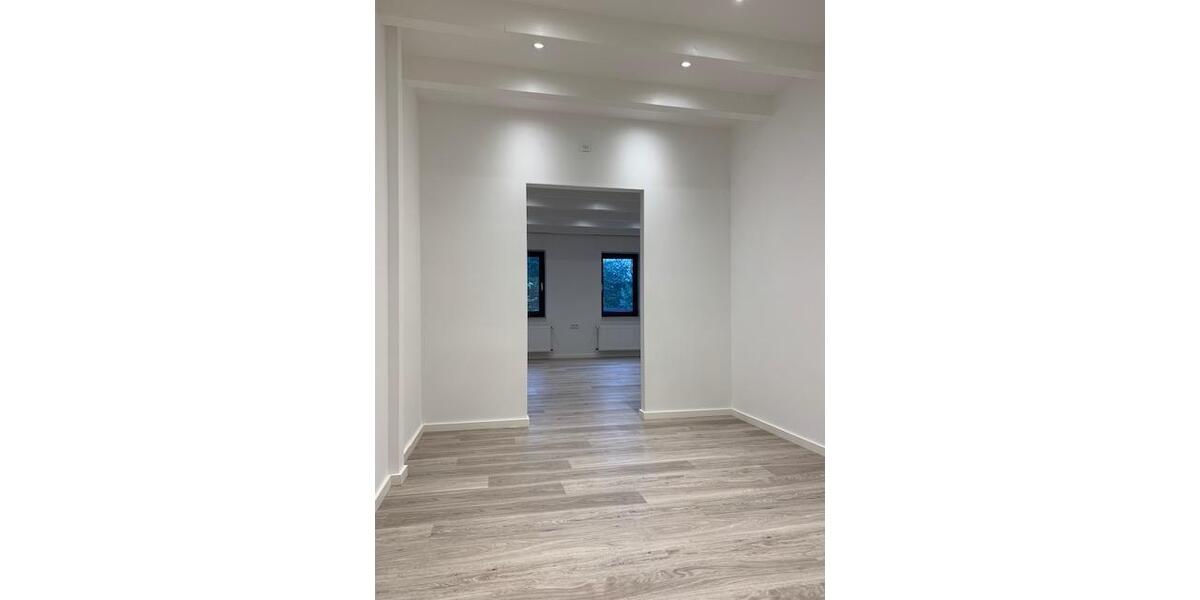 Etagenwohnung Meerbusch - 3 Zimmer, 205 m&sup2;, 1.910&euro; | Angebot:25899126