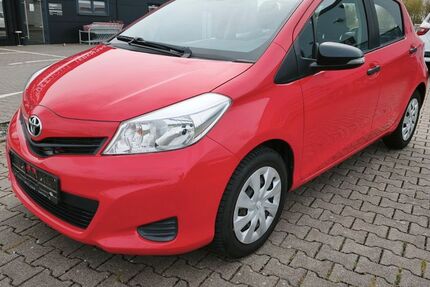 Toyota Yaris 47.556 km 6.900 &euro; Tönisvorst 47918