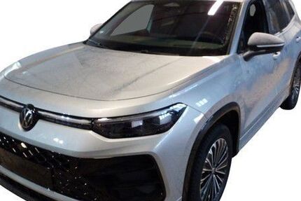 VW Tayron 11.310 km 57.950 &euro; Moenchengladbach 41063