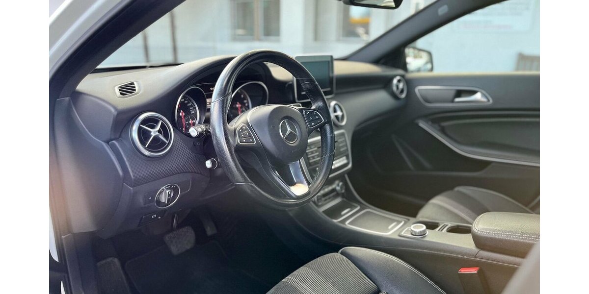 Mercedes-Benz A 220 CDI / AMG / Pano / Kamera / Navi / Euro6 195.000 km 15.890 &euro; Mönchengladbach 41066