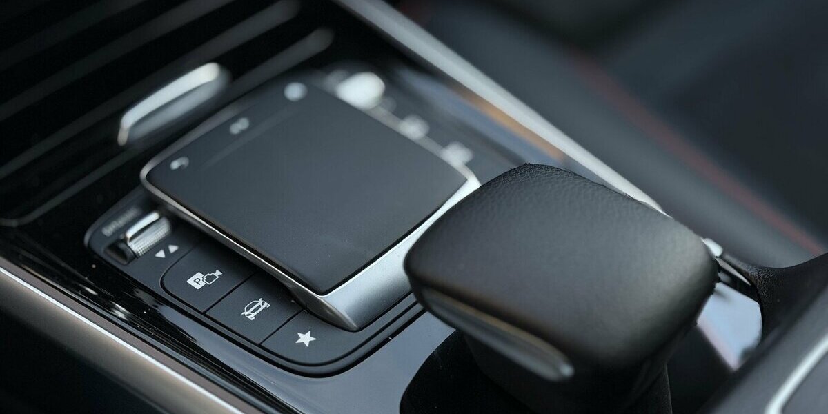 Mercedes-Benz GLB 200 AMG / 7 Sitze / PANO / MBUX / 0% Finanz. 79.000 km 38.900 &euro; Mönchengladbach 41066