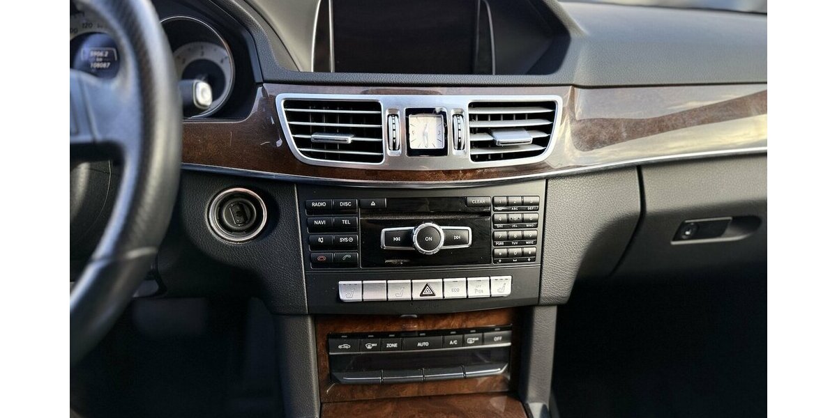 Mercedes-Benz E 350 d/ PANO / Kamera / Leder / Navi / EURO 6 100.000 km 22.290 &euro; Mönchengladbach 41066