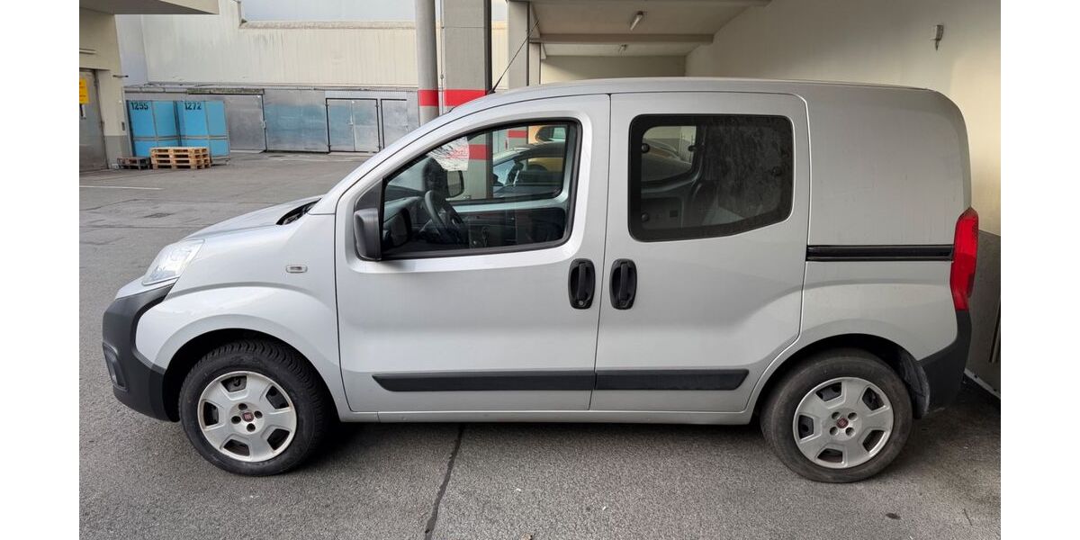 Fiat Fiorino 78.100 km 5.990 &euro; Düsseldorf 40627