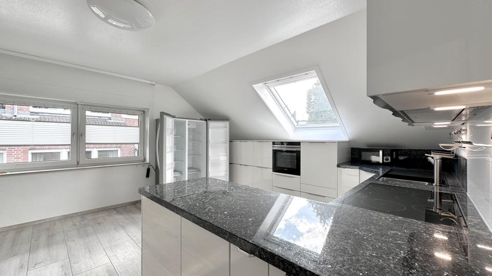 Etagenwohnung Ratingen - 2.5 Zimmer, 117 m&sup2;, 1.530&euro; | Angebot:25256985