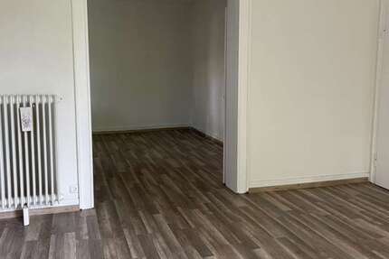 Wohnung Mönchengladbach Süd - 3 Zimmer, 95 m&sup2;, 900&euro; | Angebot:23538616