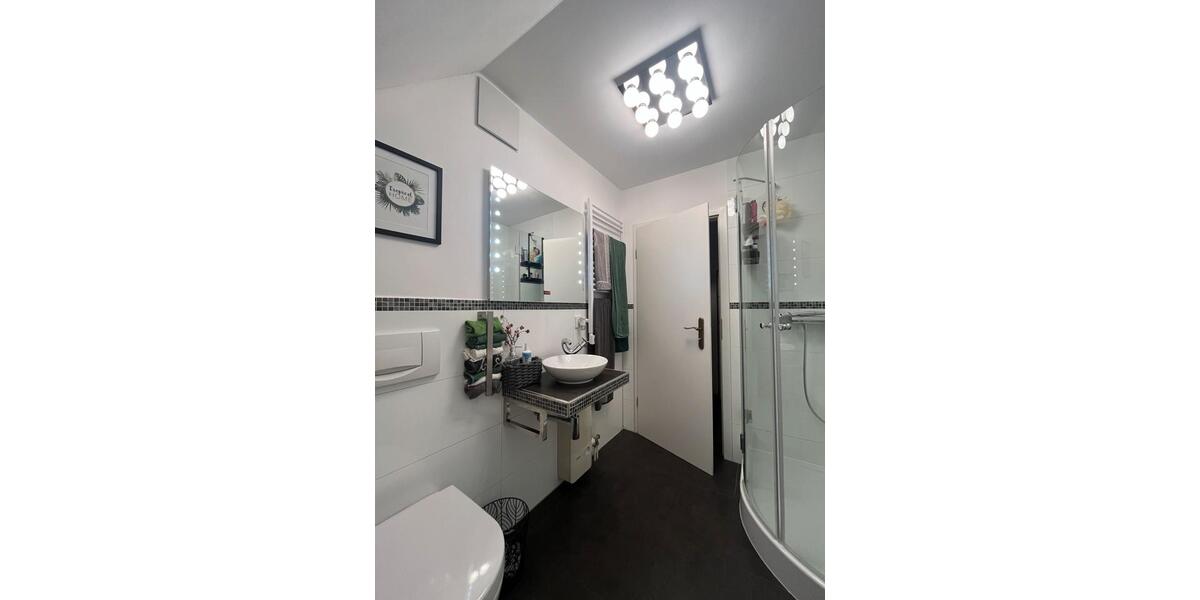 Etagenwohnung Düsseldorf Stadtbezirk 5 - 3 Zimmer, 91 m&sup2;, 1.450&euro; | Angebot:26329347