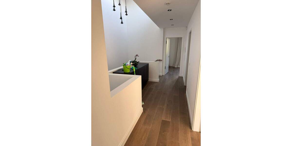 Doppelhaushälfte Meerbusch Büderich - 6 Zimmer, 242 m&sup2;, 8.500&euro; | Angebot:26127832