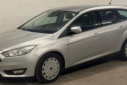 Ford Focus 135.254 km 6.900 &euro; Düsseldorf 40468