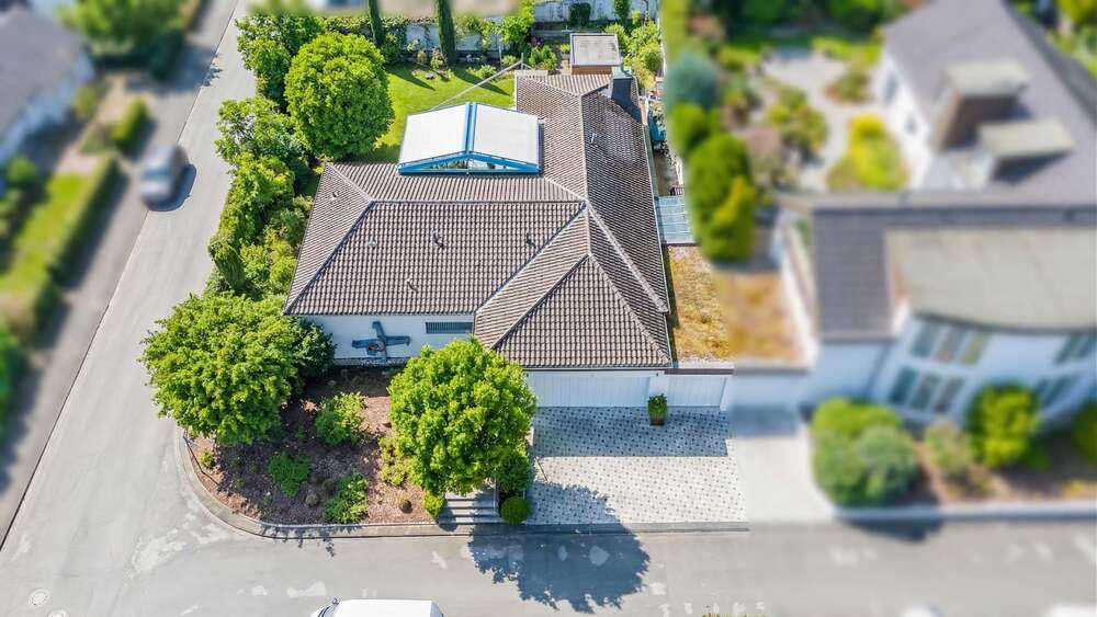 Einfamilienhaus Düsseldorf-Unterbach Unterbach - 5 Zimmer, 268 m&sup2;, 1.550.000&euro; | Angebot:26163324