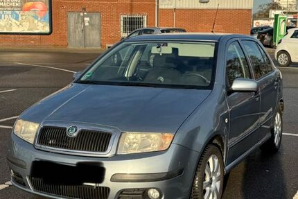 Skoda Fabia 107.000 km 2.000 &euro; Krefeld 47803