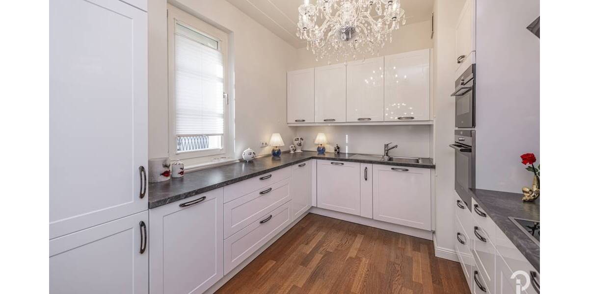 Etagenwohnung Düsseldorf Heerdt - 2 Zimmer, 105 m&sup2;, 2.300&euro; | Angebot:26080143