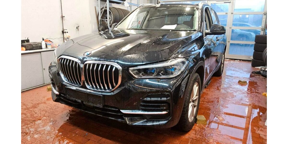 BMW X5 179.886 km 37.490 &euro; Mönchengladbach 41068
