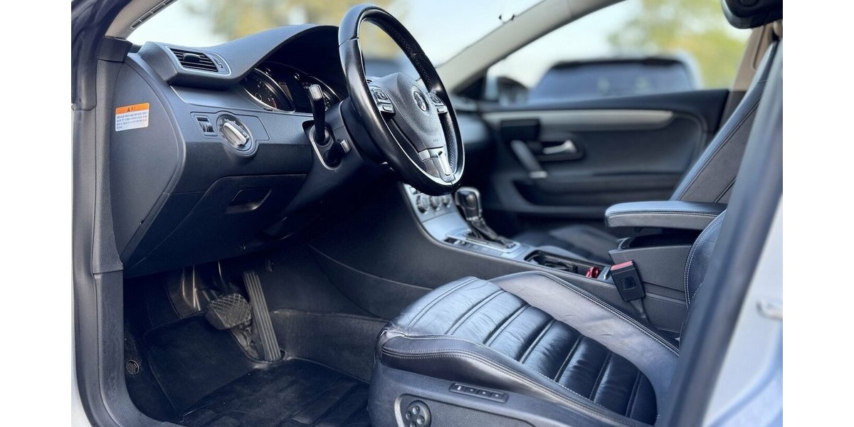 VW Passat CC Highline/Autom,/ Leder/PANO/5 Sitze 180.000 km 10.490 &euro; Mönchengladbach 41066