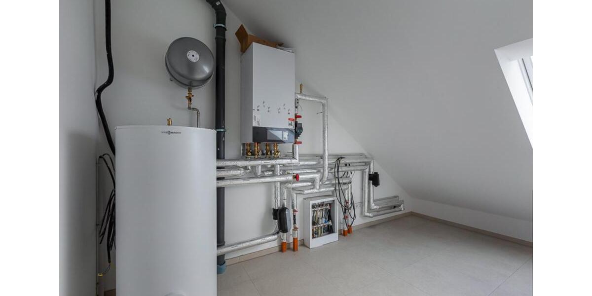 Reihenhaus Langenfeld (Rheinland) - 4.5 Zimmer, 110 m&sup2;, 1.590&euro; | Angebot:25228388