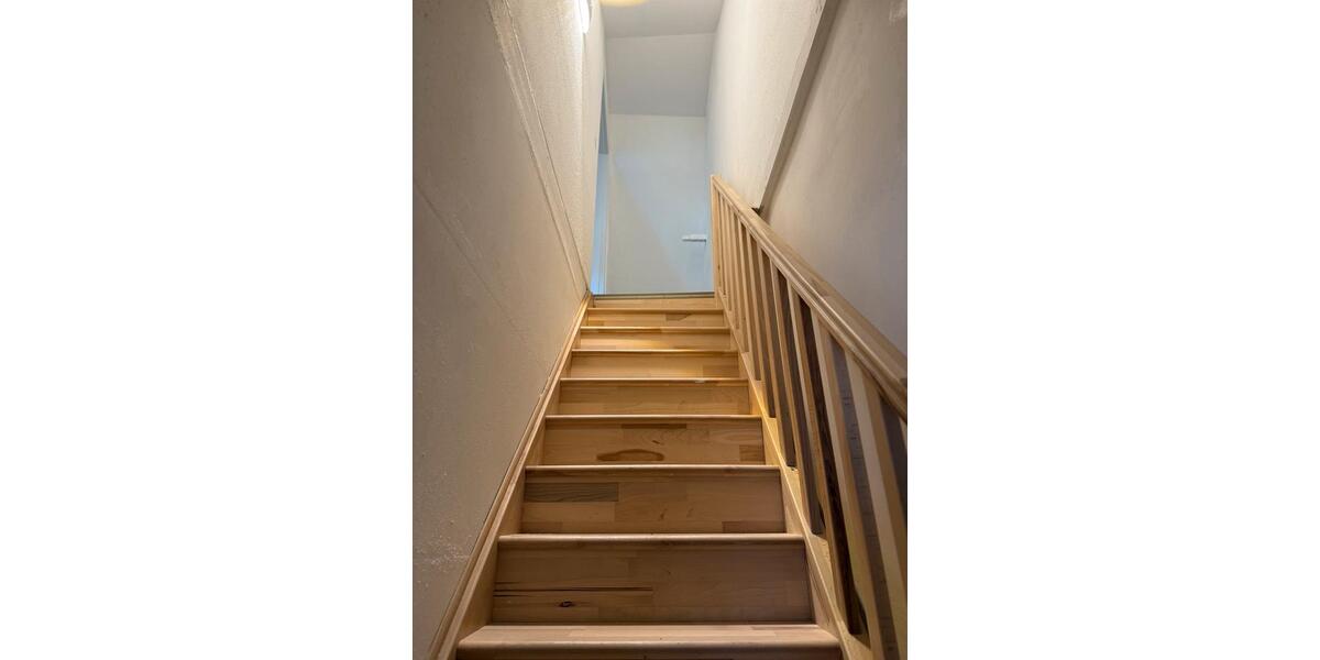 Maisonettenwohnung Düsseldorf Stadtbezirk 9 - 3 Zimmer, 58 m&sup2;, 1.800&euro; | Angebot:26048876