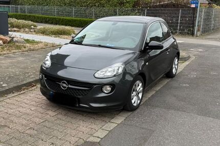 Opel Adam 91.000 km 8.900 &euro; Mönchengladbach 41068