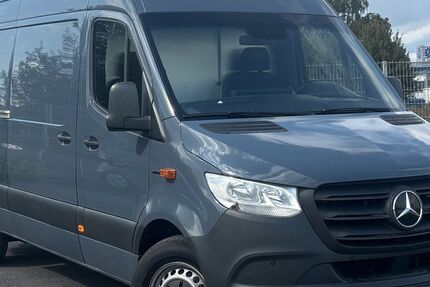 Mercedes-Benz Sprinter 33.696 km 15.950 &euro; Hilden 40721