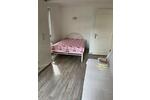 Etagenwohnung Grevenbroich - 6 Zimmer, 100 m&sup2;, 130&euro; | Angebot:26642921