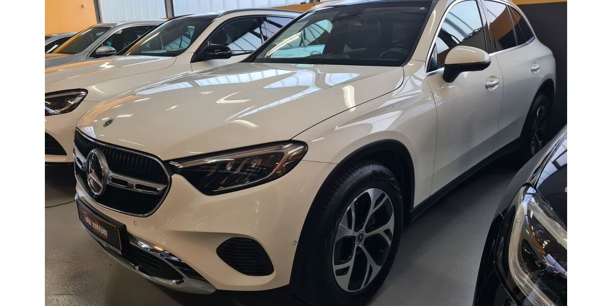 Mercedes-Benz GLC 220 39.952 km 46.990 &euro; Mönchengladbach 41238