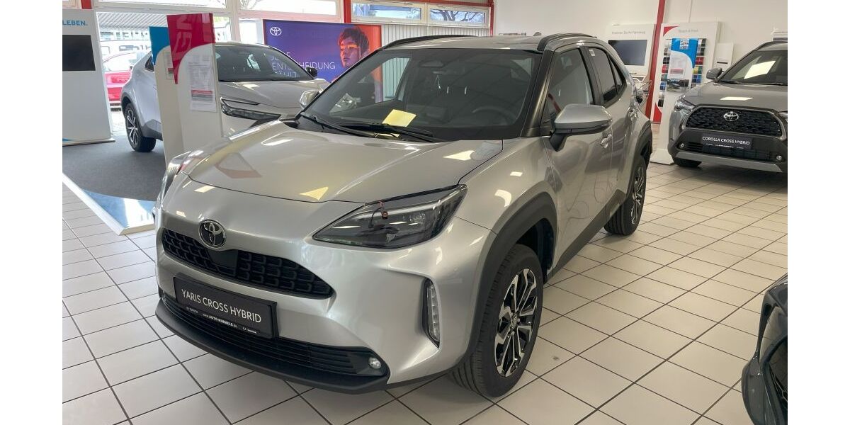 Toyota Yaris Cross 3.900 km 29.950 &euro; Erkelenz 41812