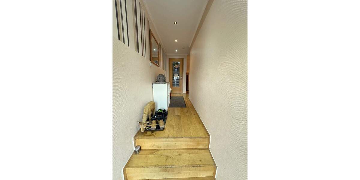 Mehrfamilienhaus, Wohnhaus Mönchengladbach Giesenkirchen - 7 Zimmer, 160 m&sup2;, 315.000&euro; | Angebot:25743274