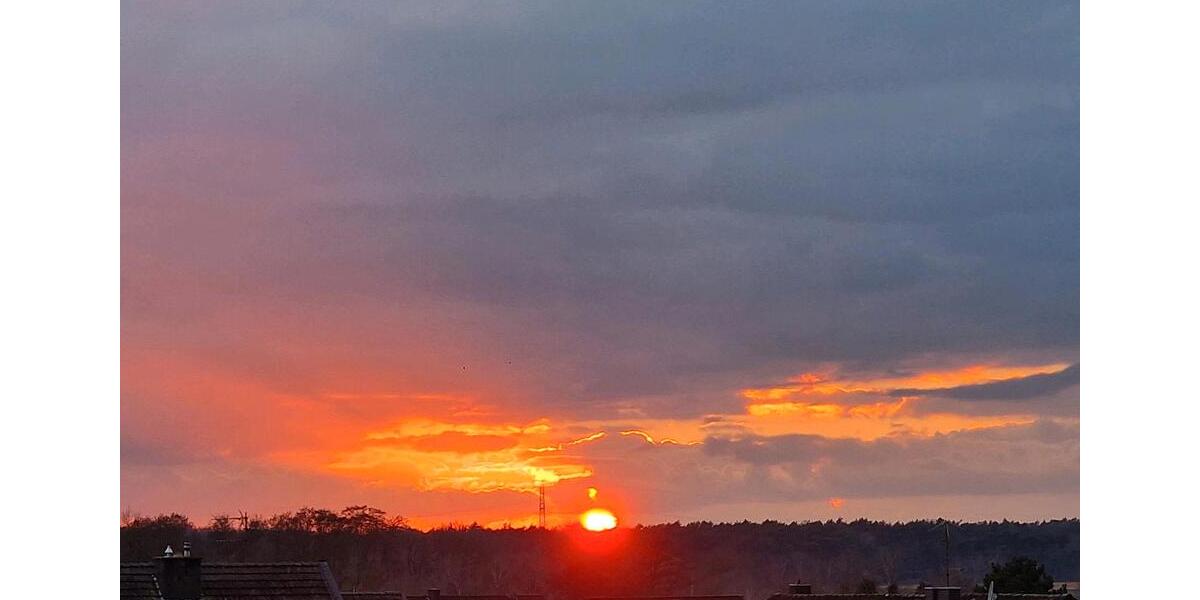 Reihenhaus Wegberg - 4 Zimmer, 120 m&sup2;, 300.000&euro; | Angebot:25632987