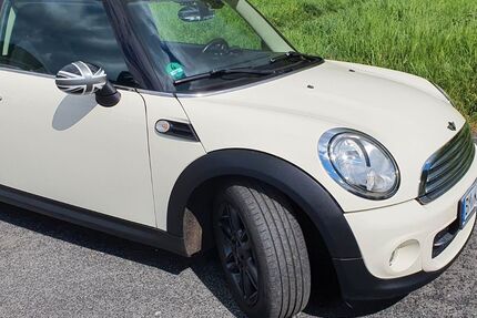 Mini Cooper D Clubman 180.600 km 5.200 &euro; Bergheim 50127