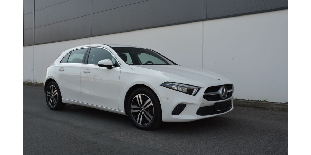 Mercedes-Benz A 250 107.000 km 19.999 &euro; Düsseldorf 40599