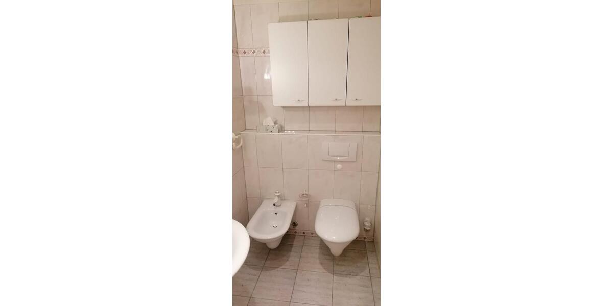 Hochparterre Ratingen Tiefenbroich - 2 Zimmer, 64 m&sup2;, 235.000&euro; | Angebot:26959481