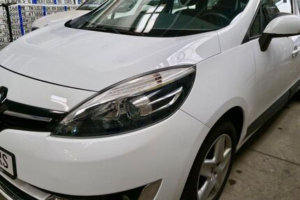 Renault Scenic 142.000 km 7.490 &euro; Ratingen 40878