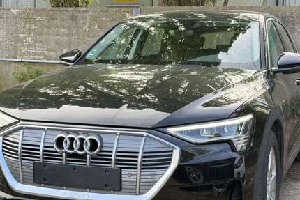 Audi e-tron 37.994 km 26.800 &euro; Krefeld 47805