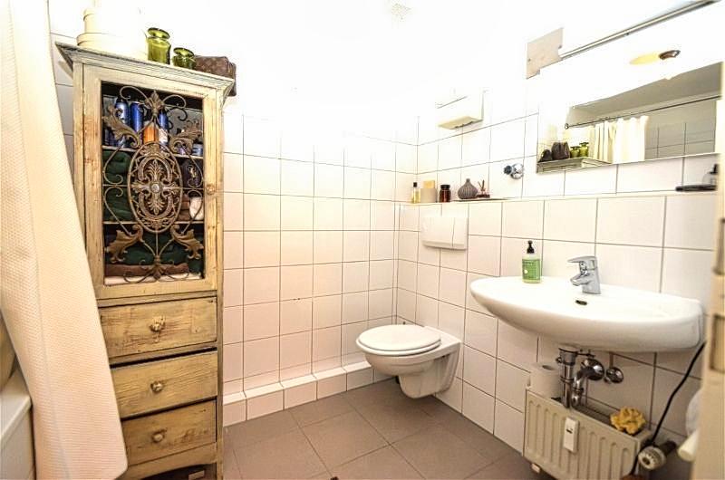 Etagenwohnung Düsseldorf Stadtmitte - 3 Zimmer, 85 m&sup2;, 1.500&euro; | Angebot:26296665