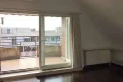 Wohnung Neuss Innenstadt - 3 Zimmer, 87 m&sup2;, 900&euro; | Angebot:27643452