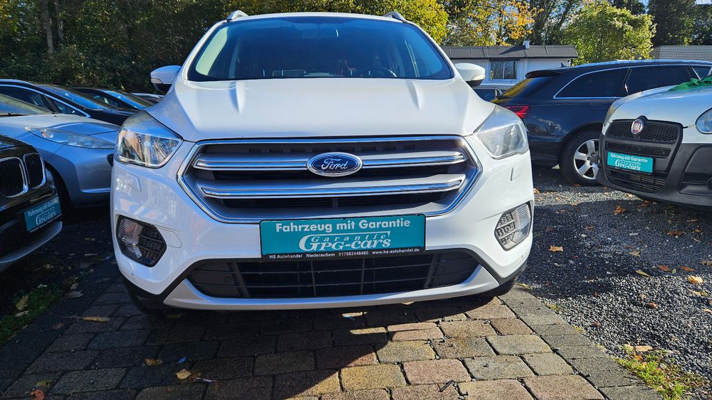 Ford Kuga 121.477 km 9.900 &euro; Bergheim-Niederaußem 50129