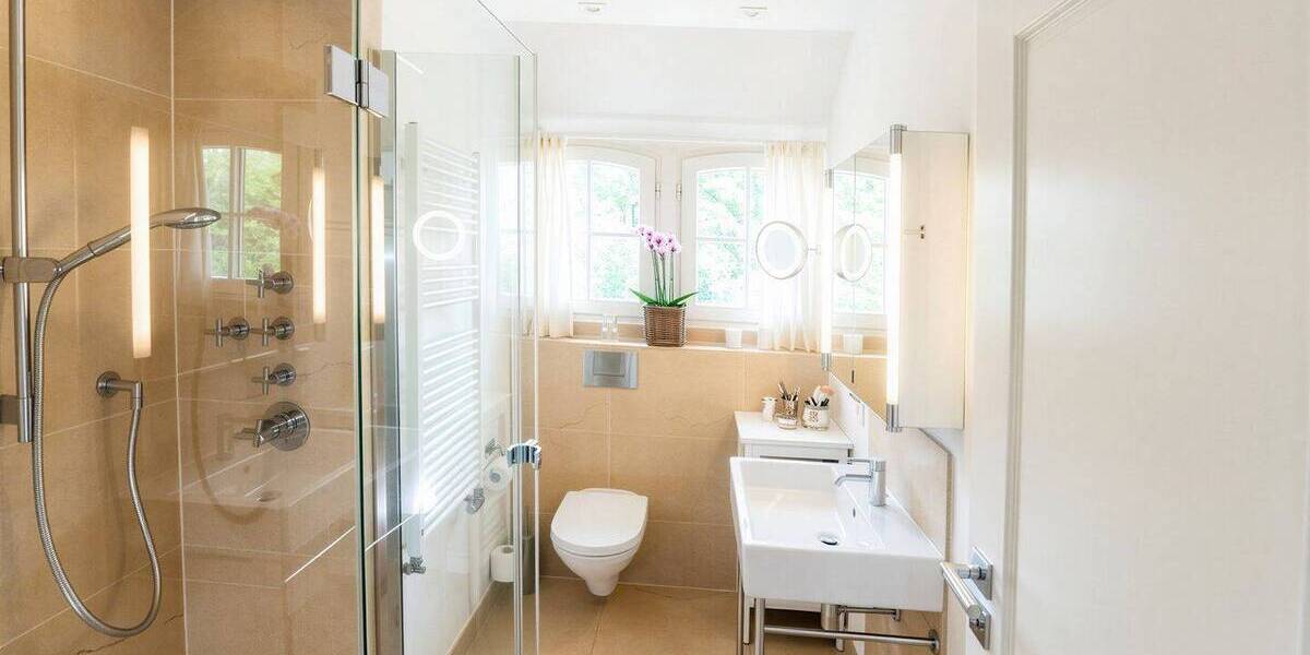 Einfamilienhaus Meerbusch Büderich - 9 Zimmer, 335 m&sup2;, 2.550.000&euro; | Angebot:26229702