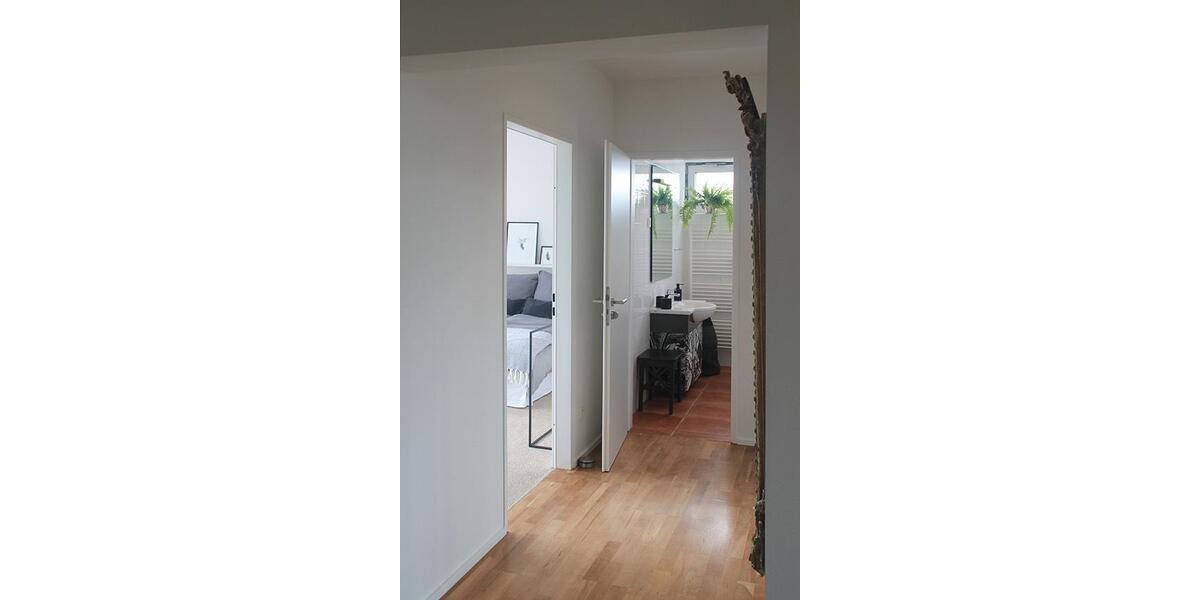 Etagenwohnung Ratingen - 3.5 Zimmer, 90 m&sup2;, 1.998&euro; | Angebot:25269471