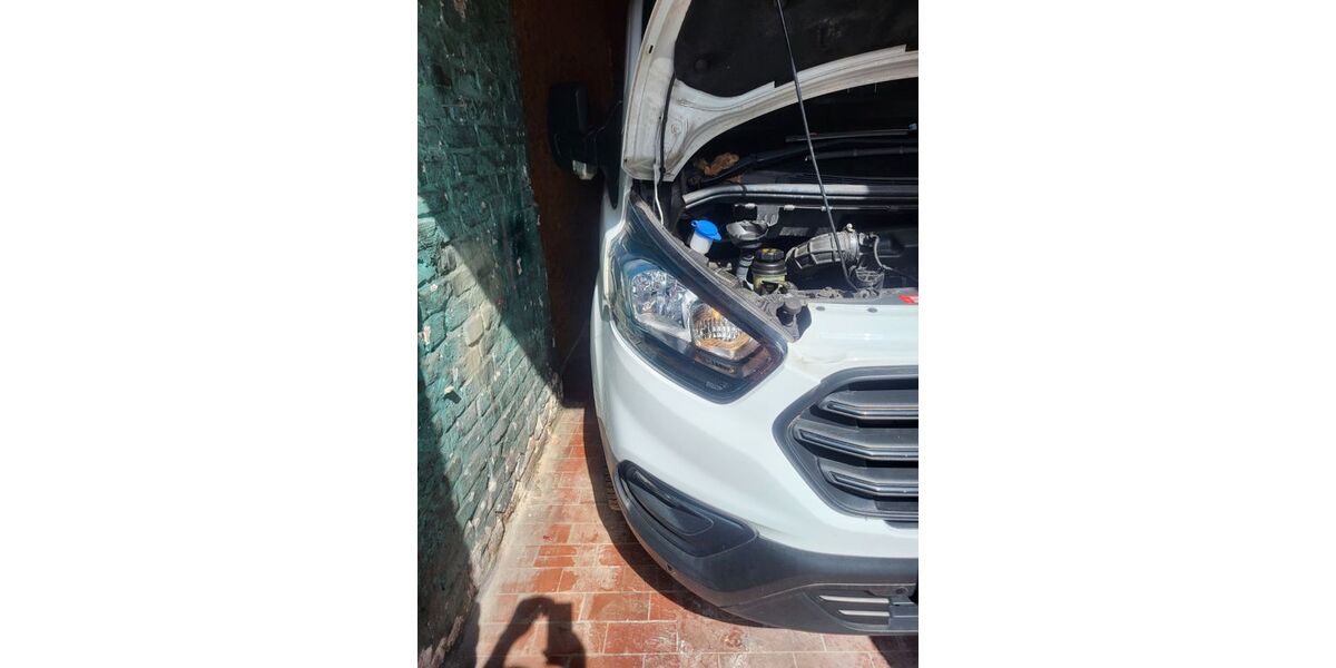 Ford Transit Custom 139.000 km 10.700 &euro; Düsseldorf 40597