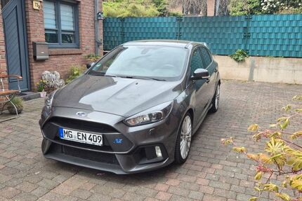 Ford Focus 67.943 km 37.500 &euro; Mönchengladbach 41239