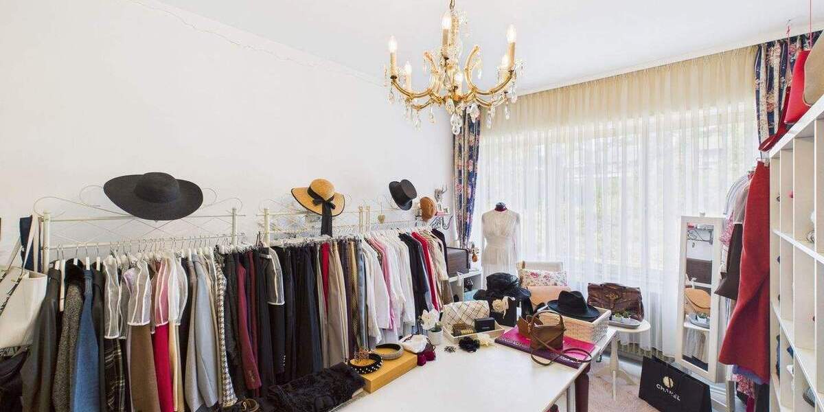 Einfamilienhaus Wassenberg - 1 Zimmer, 260 m&sup2;, 379.000&euro; | Angebot:25814266