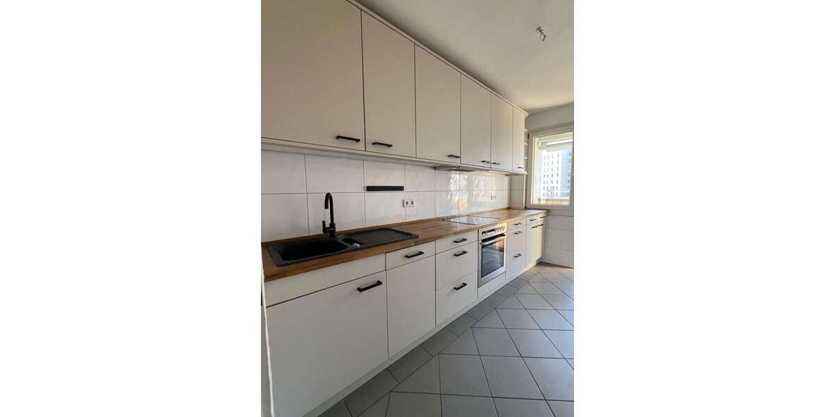 Etagenwohnung Düsseldorf Flingern Süd - 3 Zimmer, 82 m&sup2;, 1.275&euro; | Angebot:26151015