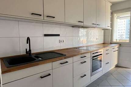 Wohnung Düsseldorf Flingern Süd - 3 Zimmer, 82 m&sup2;, 1.275&euro; | Angebot:26151015