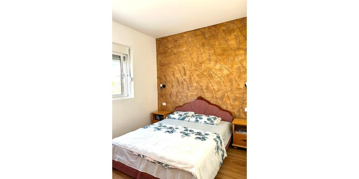 Villa Mönchengladbach Nord - 5 Zimmer, 168 m&sup2;, 199.000&euro; | Angebot:25986650